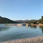 Nespola * Hodilje