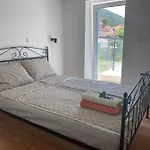 Nespola Vakantiehuis