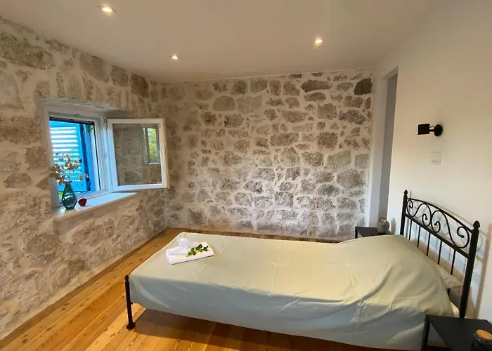 Nespola بيت للعطل Hodilje