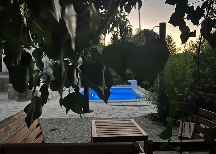 Nespola بيت للعطل Hodilje