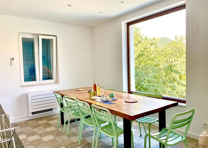 بيت للعطل Nespola